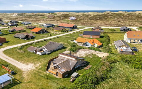 Arla - 200M from the Sea: Holz, Dach, Die Architektur, Zuhause, Haus, Hütte, Abstellgleis, Hartholz, Steigung, Estate