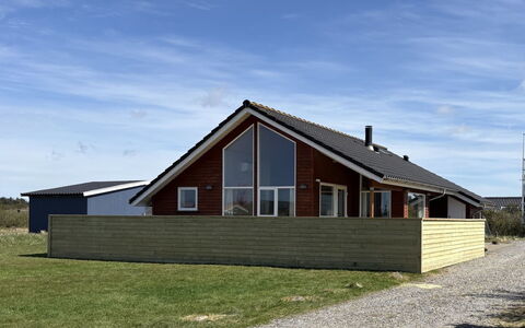 Cristine - 400M from the Sea: Dach, Haus, Zuhause, Hütte, Abstellgleis, Estate, Auffahrt, Gartenbauten, Garten, Schuppen