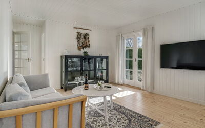 Ghita - 1.2Km from the Sea