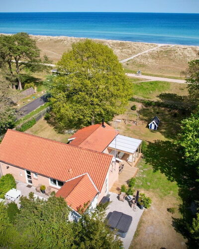Marjukka - 10M from the Sea