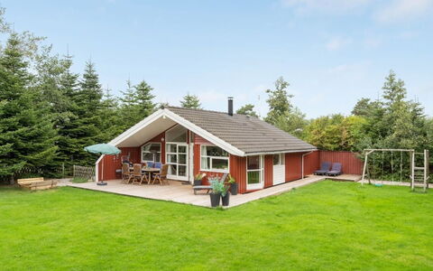 Lyra - 800M from the Sea: Gras, Haus, Dach, Zuhause, Hütte, Strauch, Grundstueck, Ländliches Gebiet, Bauernhaus, Ground
