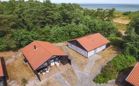 Bergit - 55M from the Sea: Holz, Dach, Zuhause, Haus, Die Architektur, Abstellgleis, Grundstueck, Hütte, Schuppen, Gartenbauten