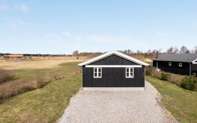Evin - 800M from the Sea