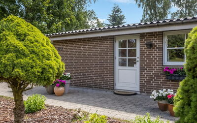 Sessa - 800M from the Sea