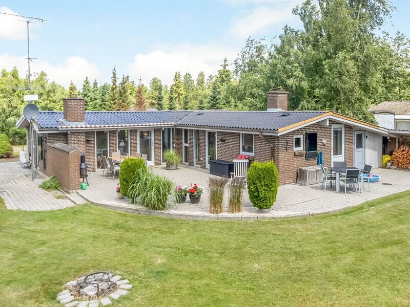Sessa - 800M from the Sea