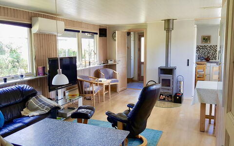 Gudrid - 500M from the Sea: Möbel, Interior Design, Flooring, Holz, Fussboden, Decke, Zimmer, Wohnzimmer, Couch, Beleuchtung