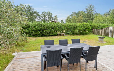 Lippi - 2.3Km from the Sea: 