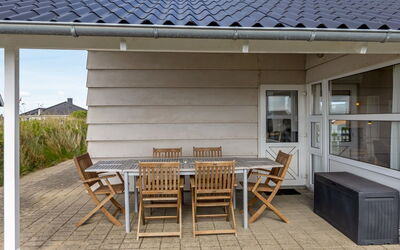 Gudmar - 500M from the Sea