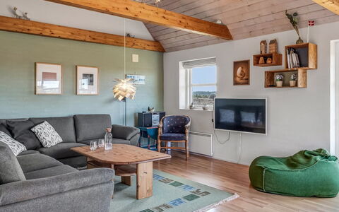 Dietmar - 2.8Km from the Sea: Möbel, Interior Design, Flooring, Wand, Fussboden, Couch, Holz, Decke, Zimmer, Wohnzimmer