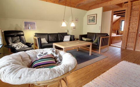 Vendela - 2.5Km from the Sea: Hütte, Zuhause, Haus, Dach, Veranda, Estate, Abstellgleis, Gartenbauten, Bauernhaus, Garten