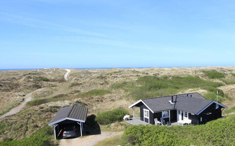 Aise - 75M from the Sea: Dach, Grundstueck, Hütte, Zuhause, Ländliches Gebiet, Schuppen, Abstellgleis, Gartenbauten, Blockhaus, Hütte