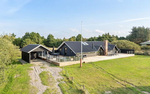 Ellenora - 1Km from the Sea: Pflanzengemeinschaft, Sonnenlicht, Krautige Pflanze, Garten, Plantage, Landwirtschaft, Bauernhof