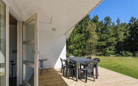 Aimo - 1.8Km from the Sea: Haus, Dach, Zuhause, Hütte, Schuppen, Gartenbauten, Abstellgleis, Garten, Blockhaus, Hütte
