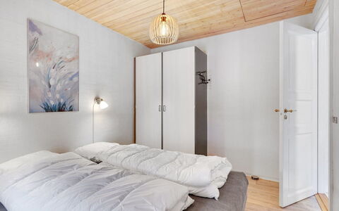Lumi - 800M from the Sea: Estate, Bauernhof