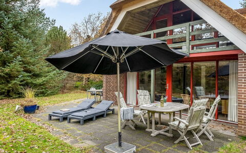 Alfons - 600M from the Sea: Estate, Schatten, Auffahrt, Bauernhaus