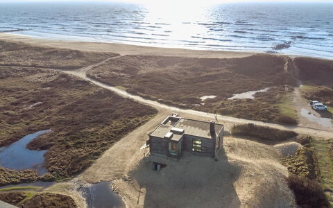 Caterina - 100M from the Sea: Strauch, Urban Design, Ground, Backstein, Wohnung, Estate, Mauerwerk, Balkon, Landscaping