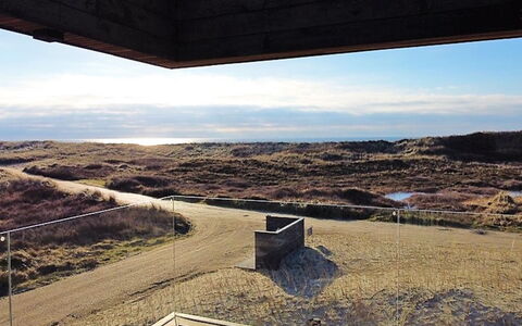 Caterina - 100M from the Sea: Strauch, Urban Design, Ground, Backstein, Wohnung, Estate, Mauerwerk, Balkon, Landscaping