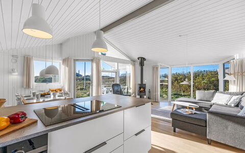 Thorgny - from the Sea: Holz, Flooring, Küche, Interior Design, Möbel, Fussboden, Countertop, Decke, Zuhause, Küche & Esszimmer Tisch