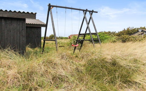Svenne - 500M from the Sea: Pflanzengemeinschaft, Sonnenlicht, Krautige Pflanze, Garten, Plantage, Landwirtschaft, Bauernhof