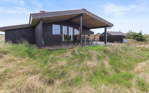 Svenne - 500M from the Sea: Pflanzengemeinschaft, Sonnenlicht, Krautige Pflanze, Garten, Plantage, Landwirtschaft, Bauernhof