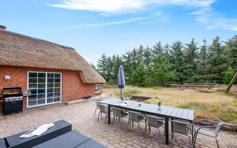 Seppo - 900M from the Sea: Dach, Grundstueck, Hütte, Zuhause, Ländliches Gebiet, Schuppen, Abstellgleis, Gartenbauten, Blockhaus, Hütte