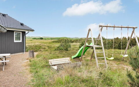 Luzia - 1.2Km from the Sea: Haus, Dach, Zuhause, Hütte, Schuppen, Gartenbauten, Abstellgleis, Garten, Blockhaus, Hütte