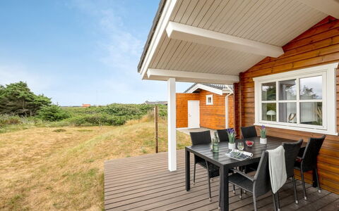Herfrid - 600M from the Sea: Estate, Bauernhof