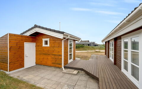 Herfrid - 600M from the Sea: Estate, Bauernhof