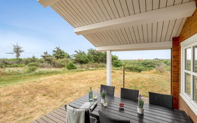 Herfrid - 600M from the Sea