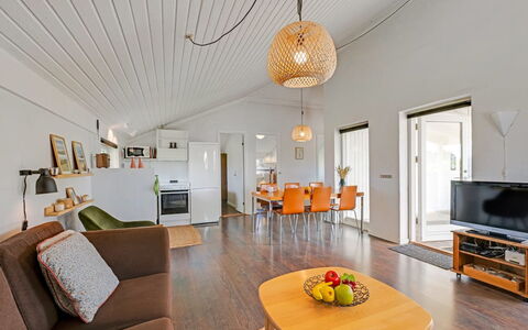 Jænis - from the Sea: Interior Design, Flooring, Möbel, Holz, Fussboden, Decke, Couch, Wohnzimmer, Holzboden, Zimmer