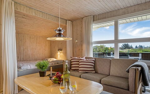 Gertine - 650M to the Fjord: Strauch, Urban Design, Ground, Backstein, Wohnung, Estate, Mauerwerk, Balkon, Landscaping