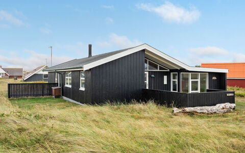 Arni - 150M from the Sea: 