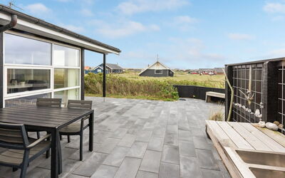 Arni - 150M from the Sea