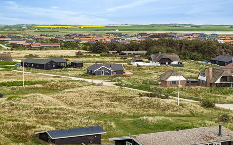 Filip - 100M from the Sea: Gras, Haus, Dach, Hütte, Zuhause, Strauch, Bauernhaus, Grundstueck, Ländliches Gebiet