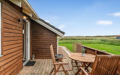 Erland - 500M from the Sea