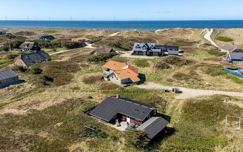 Brigit - 200M from the Sea: Holz, Haus, Hütte, Zuhause, Dach, Ländliches Gebiet, Abstellgleis, Blockhaus, Gartenbauten, Hartholz
