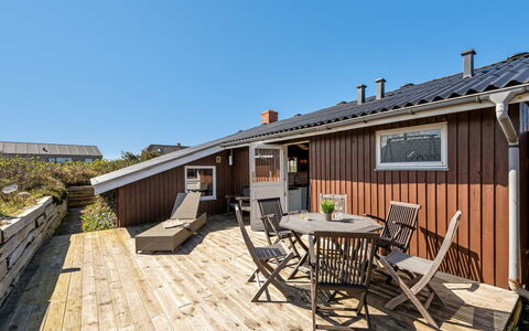 Brigit - 200M from the Sea: Holz, Haus, Hütte, Zuhause, Dach, Ländliches Gebiet, Abstellgleis, Blockhaus, Gartenbauten, Hartholz