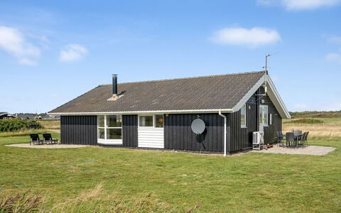 Eemil - 700M from the Sea: Dach, Grundstueck, Hütte, Zuhause, Ländliches Gebiet, Schuppen, Abstellgleis, Gartenbauten, Blockhaus, Hütte