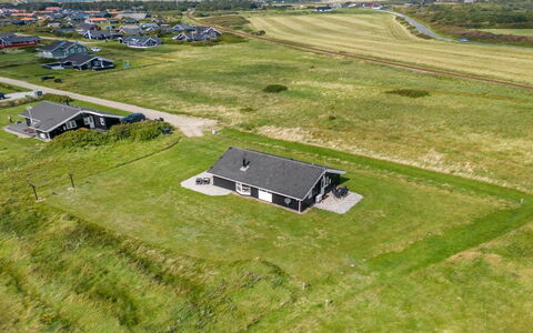 Eemil - 700M from the Sea: Dach, Grundstueck, Hütte, Zuhause, Ländliches Gebiet, Schuppen, Abstellgleis, Gartenbauten, Blockhaus, Hütte