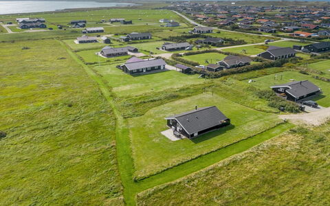 Eemil - 700M from the Sea: Dach, Grundstueck, Hütte, Zuhause, Ländliches Gebiet, Schuppen, Abstellgleis, Gartenbauten, Blockhaus, Hütte