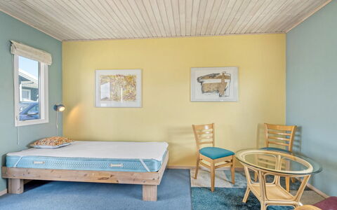 Viveka - 500M from the Sea: Möbel, Interior Design, Flooring, Fussboden, Wand, Schlafzimmer, Bett, Holz, Decke, Zimmer