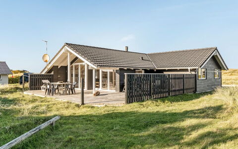 Horsten - 350M from the Sea: Holz, Dach, Die Architektur, Haus, Zuhause, Hütte, Ländliches Gebiet, Abstellgleis, Veranda, Estate