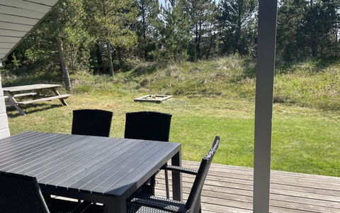 Felicia - 800M from the Sea: Holz, Möbel, Gartenmöbel, Stuhl, Tisch Im Freien, Schatten, Hartholz, Outdoor Struktur, Holzbeize, Veranda