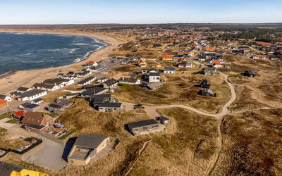Ginne - 125M from the Sea
