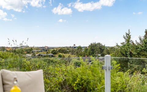 Skamhals - 700M from the Sea: Strauch, Urban Design, Ground, Backstein, Wohnung, Estate, Mauerwerk, Balkon, Landscaping