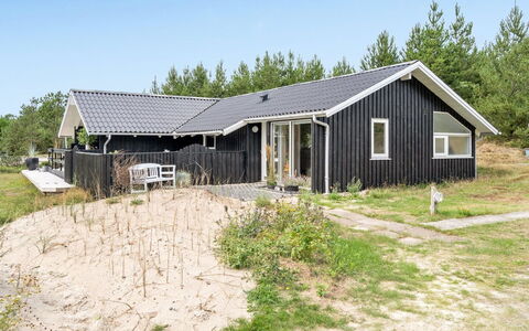 Elayne - 3Km from the Sea: Pflanzengemeinschaft, Sonnenlicht, Krautige Pflanze, Garten, Plantage, Landwirtschaft, Bauernhof