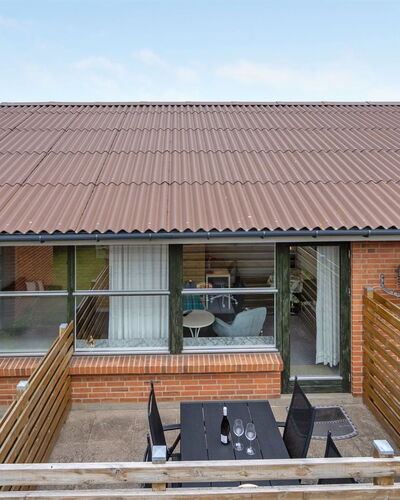 Otte - 500M from the Sea