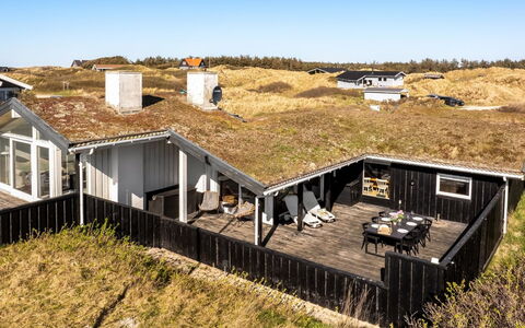 Rutha - 45M from the Sea: Dach, Zuhause, Hütte, Estate, Veranda, Bauernhaus, Holz, Hütte
