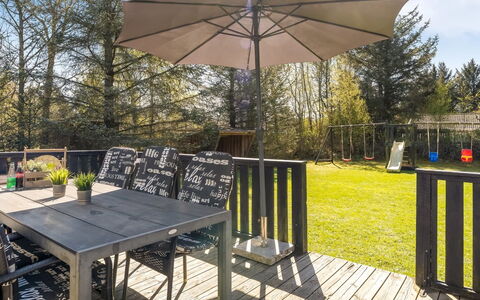 Gustina - 1.2Km from the Sea: Möbel, Gartenmöbel, Holz, Stuhl, Tabelle, Tisch Im Freien, Küche & Esszimmer Tisch, Regenschirm, Deck, Garten