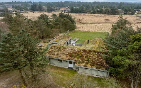 Ayelen - 600M from the Sea: Die Architektur, Dach, Zuhause, Verbundwerkstoff, Daylighting, Abstellgleis, Auffahrt